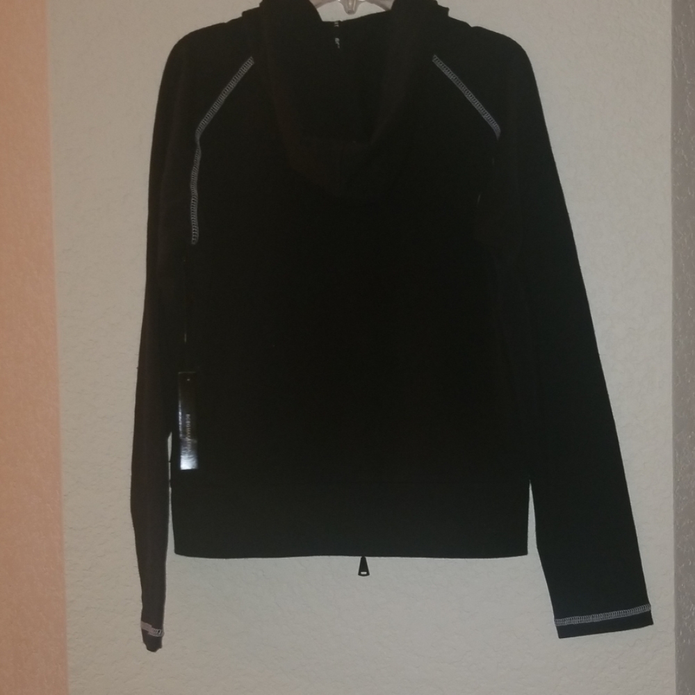 BCBGMaxazria - Picture 5 of 5